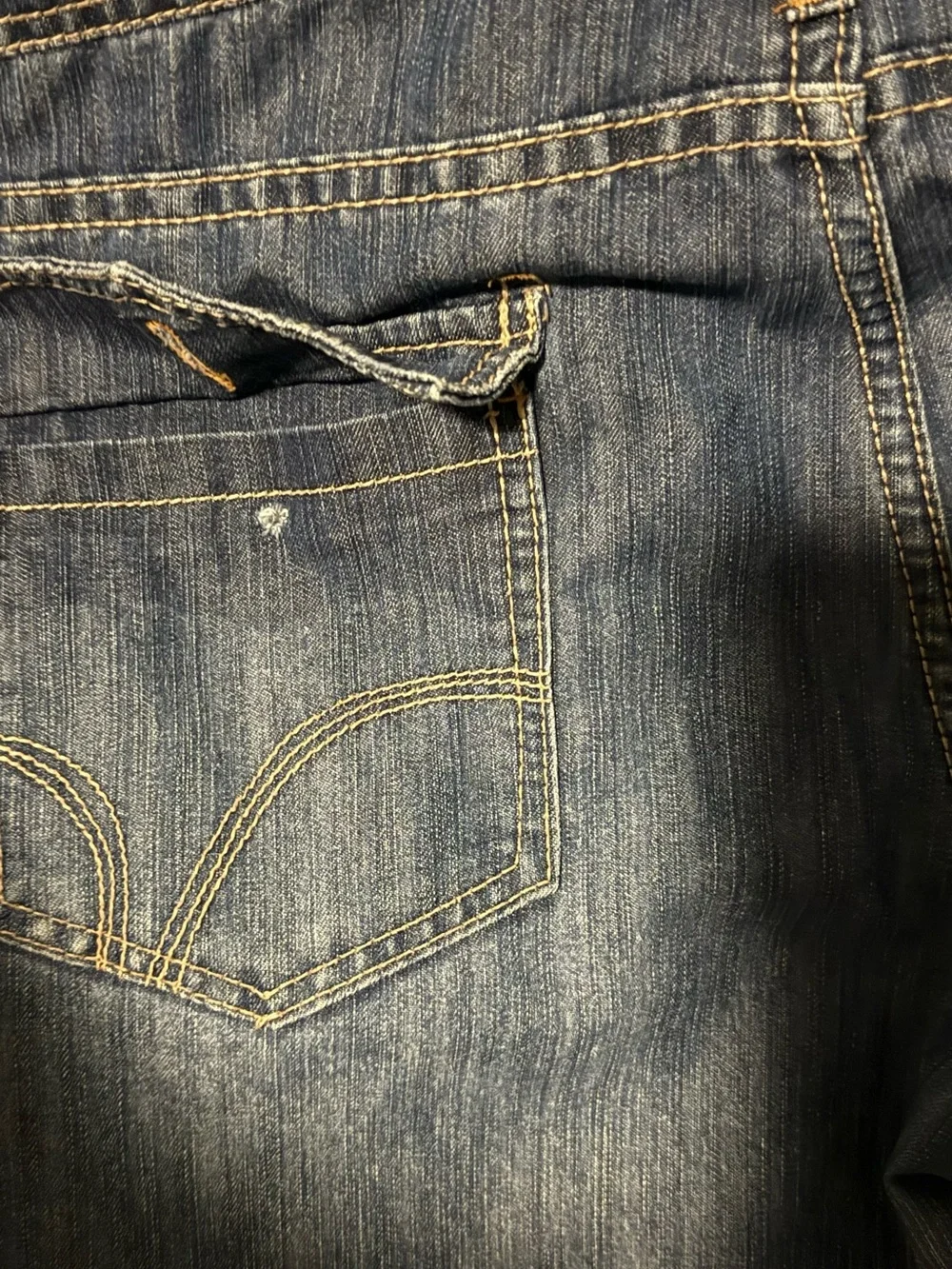 No Boundaries relaxed fit